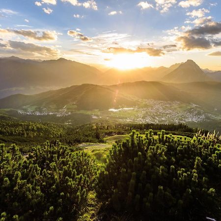 Alpine Suite Seefeld Зеефелд в Тирол Екстериор снимка